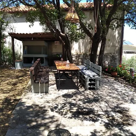 דירה Andreas' House #dialiskari4# Limniónas